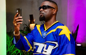 “It’s Insulting to Ask Artistes What They Do Aside Music” — Sarkodie Fires Back